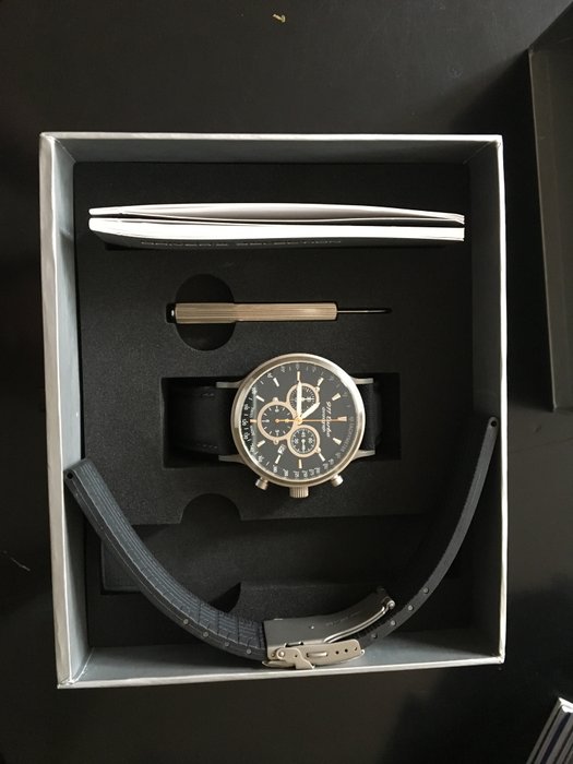 Horloge - Porsche 911 Turbo Classic Chronograph         - 2006 (1 items)