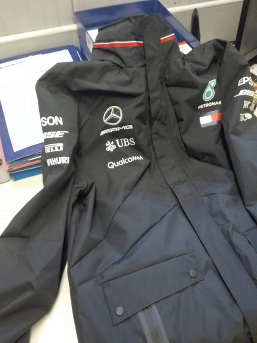 Mercedes AMG Petronas F1 2020 Men's Team Rain Jacket in Black