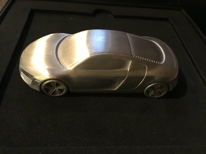 paperweight - Audi R8  - 2018 