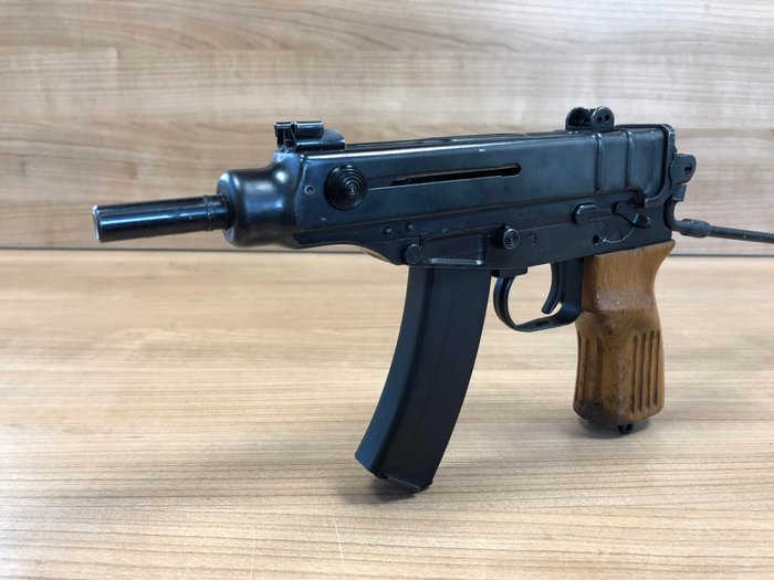 Tsjechië - CZ Firearms - VZ61 - Automatic - Centerfire - Pistool - 7,65mm