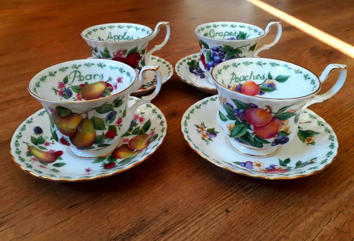 Royal Albert - 4 big cups and saucers -Covent Garden Fruit Series - Porcelain