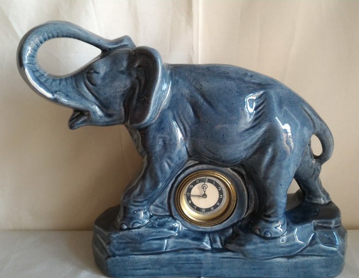 Keramik Elefant mit eingebauter Uhr - 1 - Keramik