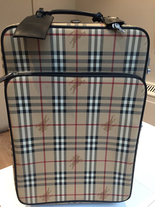 burberry rolling luggage Online 