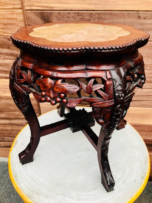 Chinese side table made of rosewood - China - circa 1900