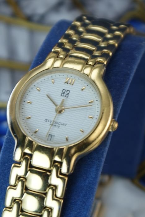 GIVENCHY -  Elegant Swiss watch - Női - 2000-2010