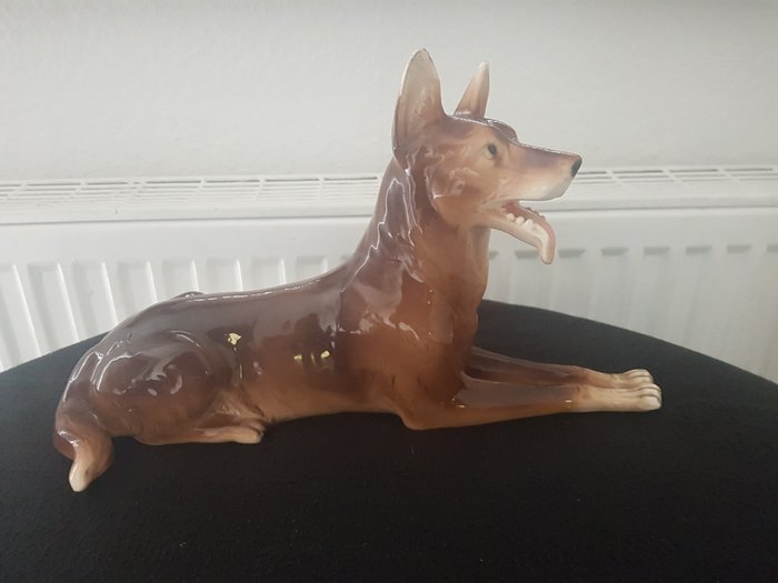 Sitzendorfer Porzellanmanufaktur Dog - Art Deco - Porcelain