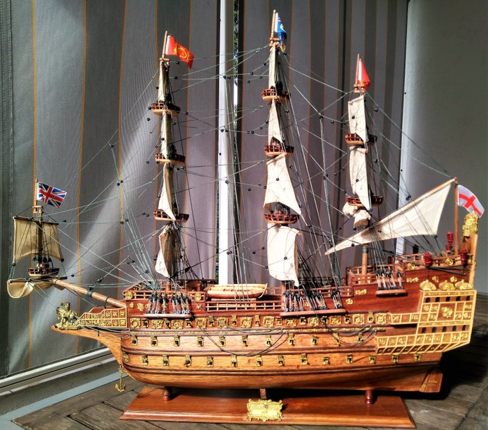 DeAGOSTINI Construire le HMS Sovereign of the Seas NAVIRE de GUERRE numéro 104 NEUF 