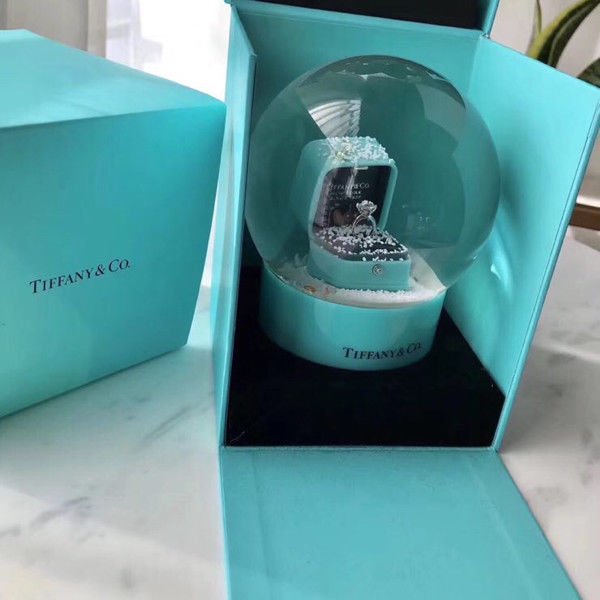 tiffany and co delivery packaging