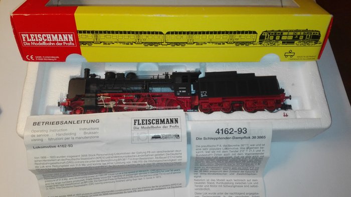 Fleischmann H0 - 4162/93 - Dampflokomotive mit Tender - BR38 3865 Ära III - DB