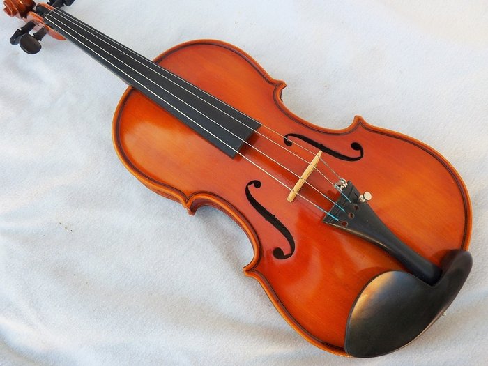Good 4/4 GEWA, Mittenwald-Karwendel Violin From 1902