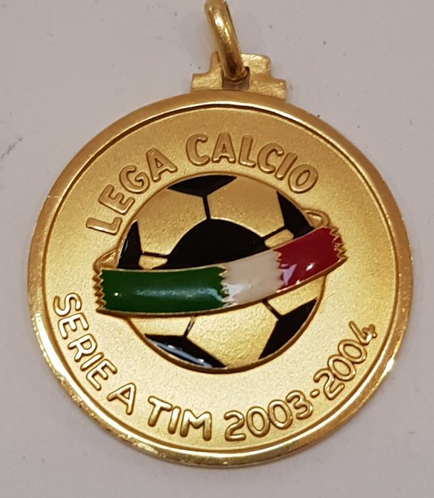 Original medal Football League Serie A. 18 kt gold 2003-2004 championship won by Milan. Dedicated to Alessandro Costacurta.