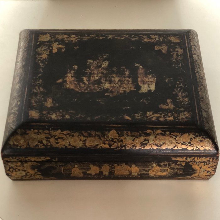 Antique Chinese Black Lacquer Box Painted with Gold Scenes - China - 19th century