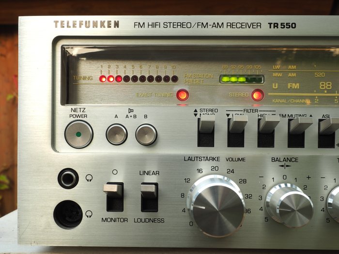 Telefunken TR-550 vintage 1979-1981 FM/MW/LW stereo receiver
