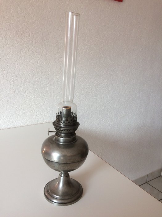 Oil lamp - 1 - Pewter
