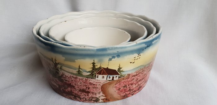 W. St. Wittenberg - Antique bowls, 4 pieces, with landscape decor - Ceramic/Pottery