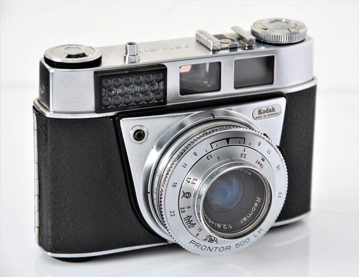 1960   KODAK   'Retinette 1B'    (Type 045)   35mm Camera.