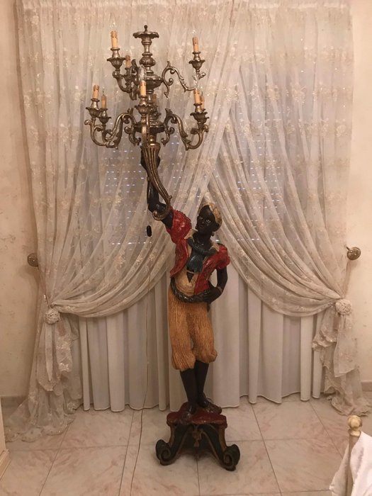 Statue with 'Venetian Moro' lamp - 230 cm