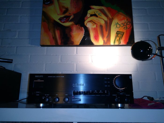 Great Philips DFA 888 amplifier with TDA 1541 DA converter, the best sounding dac!