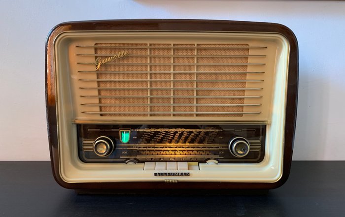 Valve Hi-Fi radio Telefunken Gavotte 7 Export from 1957