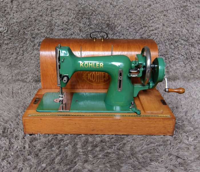 Köhler - Sewing machine with wooden case, 1950s - Iron (cast/wrought), Wood
