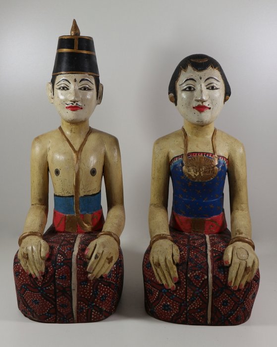 Large bridal statues, Loro Blonyo - Java - Indonesia
