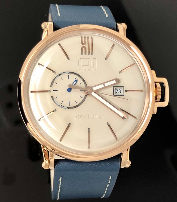 01 The One - Automatic 46mm IP Rose Gold Blue Leather Strap - Catawiki