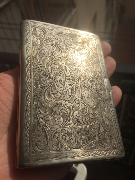 Hand-carved silver cigarette case - .800 silver - Italy - 1900-1949
