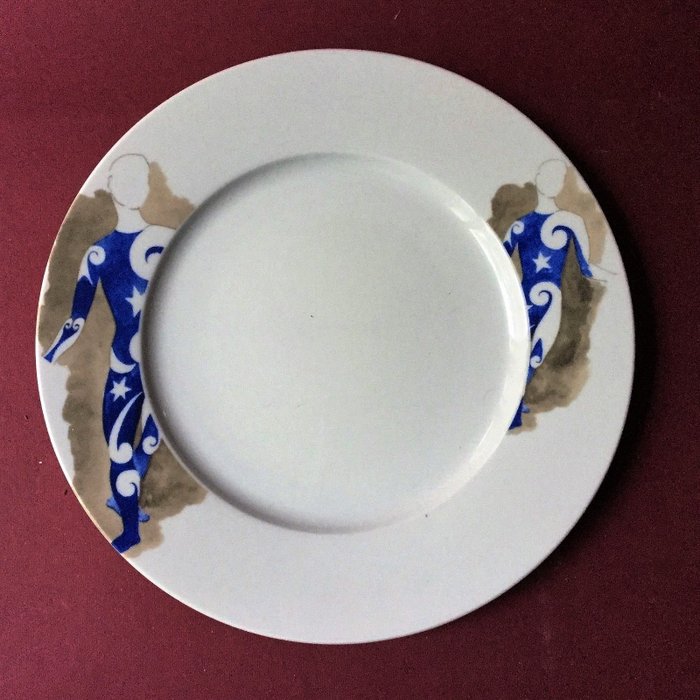 Pablo Picasso - Designer decorative plate - Porcelain