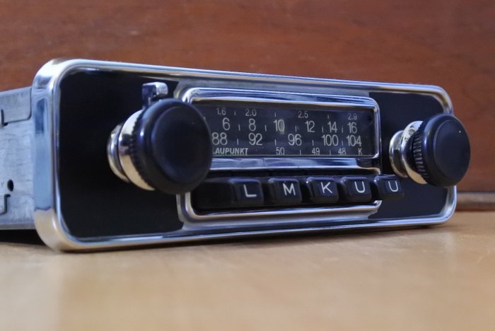 Klasyczne radio samochodowe - Blaupunkt Frankfurt - LMKUU - 1972 
