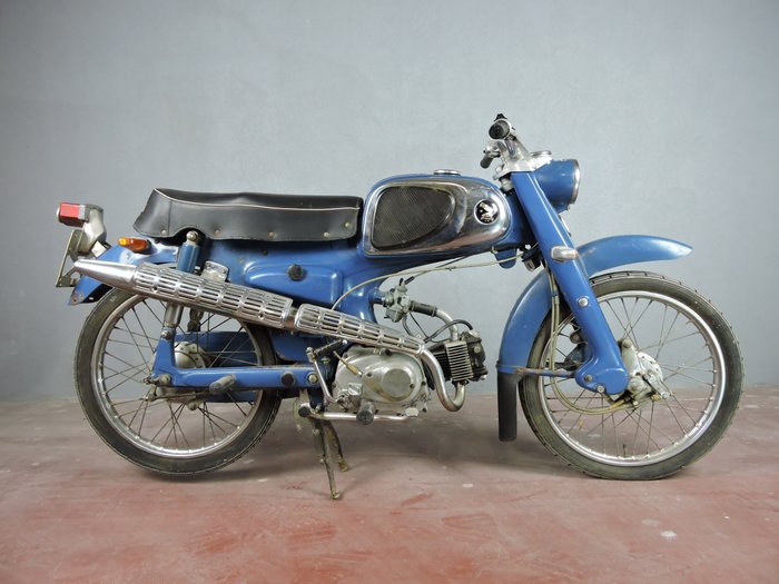 Honda - C110 - 49 cc - 1964