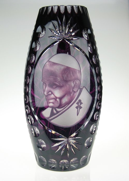 Krosno - Crystal vase Pope John Paul II purple