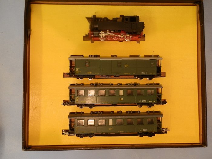 Zeuke Herr H0m - 401/651 - Train set - Zeuke Herr Smalspoort: Loc BR 99 with 3 cars - DR (DDR)