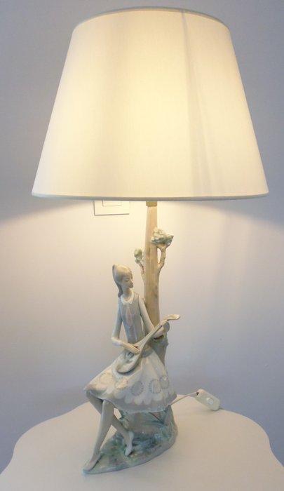Lladro - LLadró - Lamp foot-Girl with mandolin - Collection of 1 - Porcelain