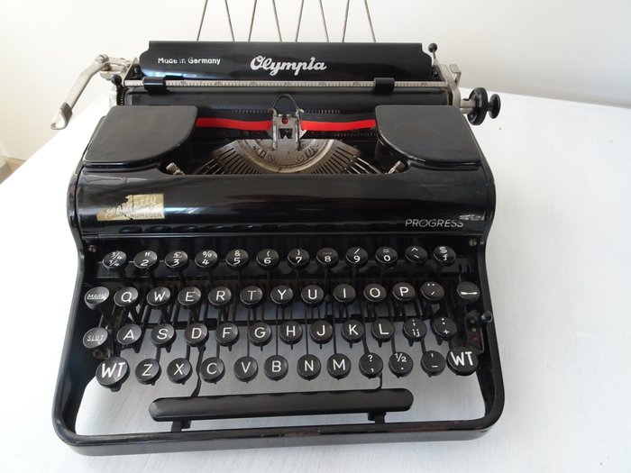 Olympia Progress - Schreibmaschine