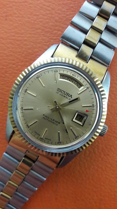 Sicura - Full-lever day-date automatic  by  Breitling - Uomo - 1970-1979