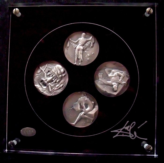 "Die vier Jahreszeiten" 4 Medaillen im Acrylblock - Vollständige Sammlung - .999 Silber - Salvador Dali - Spanien - 1978