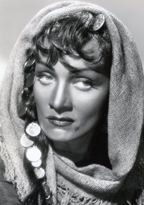 Marlene Dietrich Golden Earrings 4x6 photo