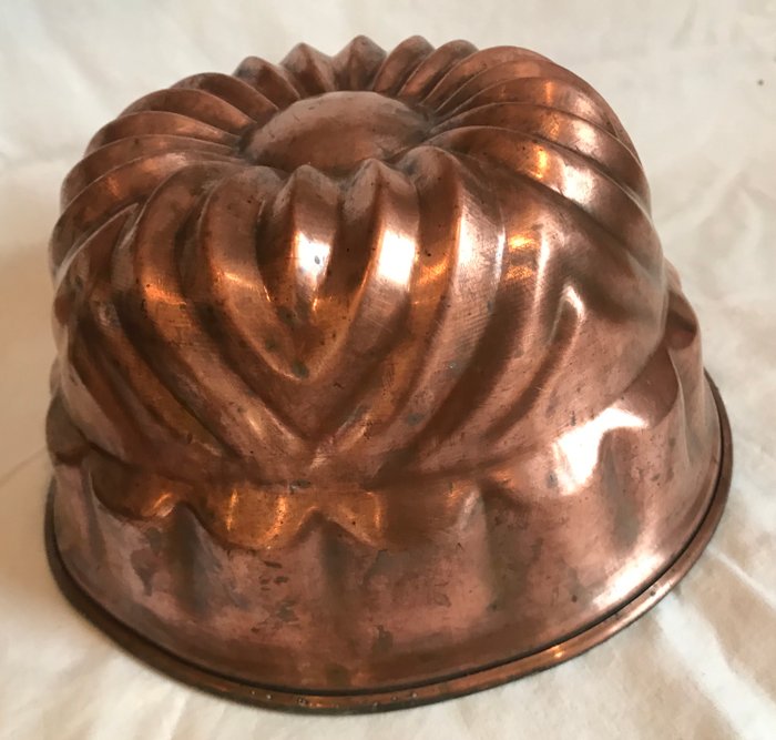 Antique Copper Cake Mould Lead Lined - Copper