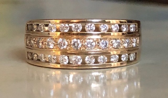 Fabiani - Ring - Gold - Natural (untreated) - 0.55 ct - Diamond