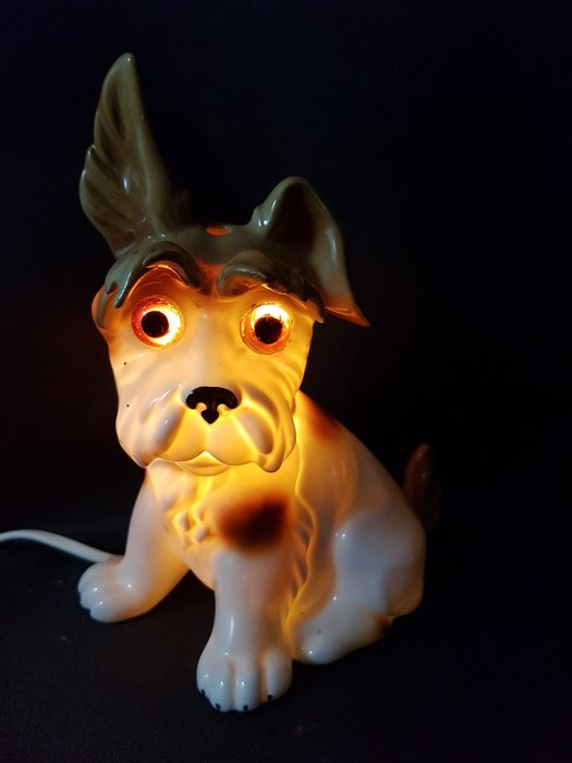 Perfume lamp in the shape of a dog - Porcelain