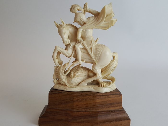 Sculpture en ivoire de saint Georges et dragon - 1 - Ivoire - 19ème siècle
