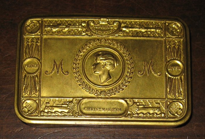 Prinses Mary - cigarette box Christmas 1914 - Brass