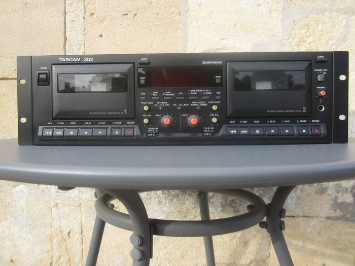 TASCAM 302, double recorder, double independent cassette deck, auto-reverse