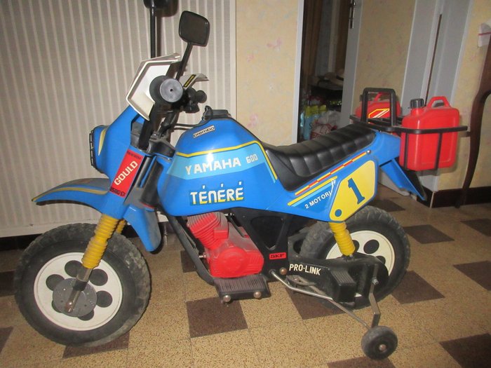 Modeller/ Leksaker - Moto tricycle électrique Yamaha 600 Ténéré - 1990 (1 föremål) 