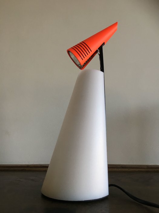 Hikaru Mori - Nemo - Table Lamp ' Iota '