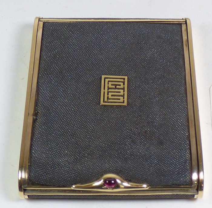 Exclusive Cartier cigarette case - 1 - 18kt gold - France - 1900-1949
