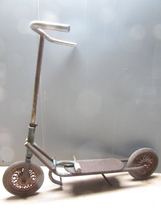 trottinette patinette ancienne  - scuter - 1950