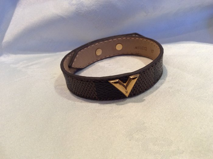 Louis Vuitton - M6012 Bracelet