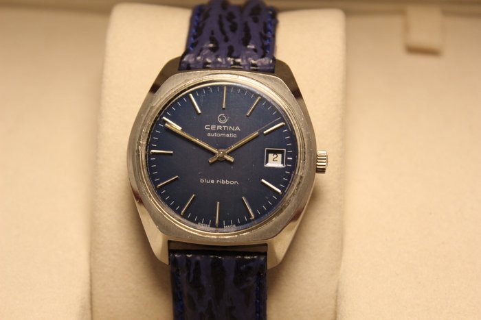 Certina - Blue Ribbon, 50 year anniversary of Volvo watch - CAL. 25-011 - Men - 1970-1979