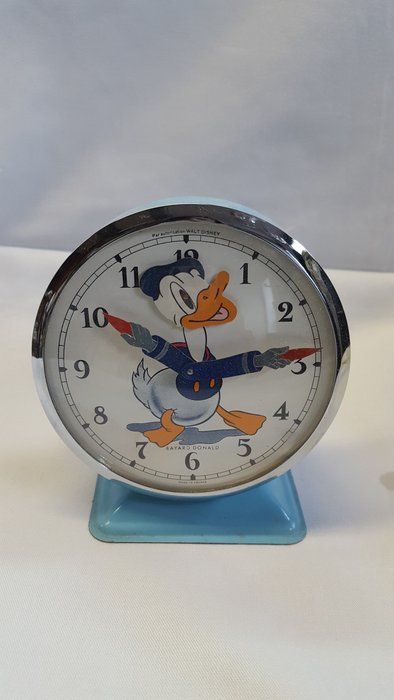 Disney/Bayard - iron Alarm Clock - Donald Duck (1960s)